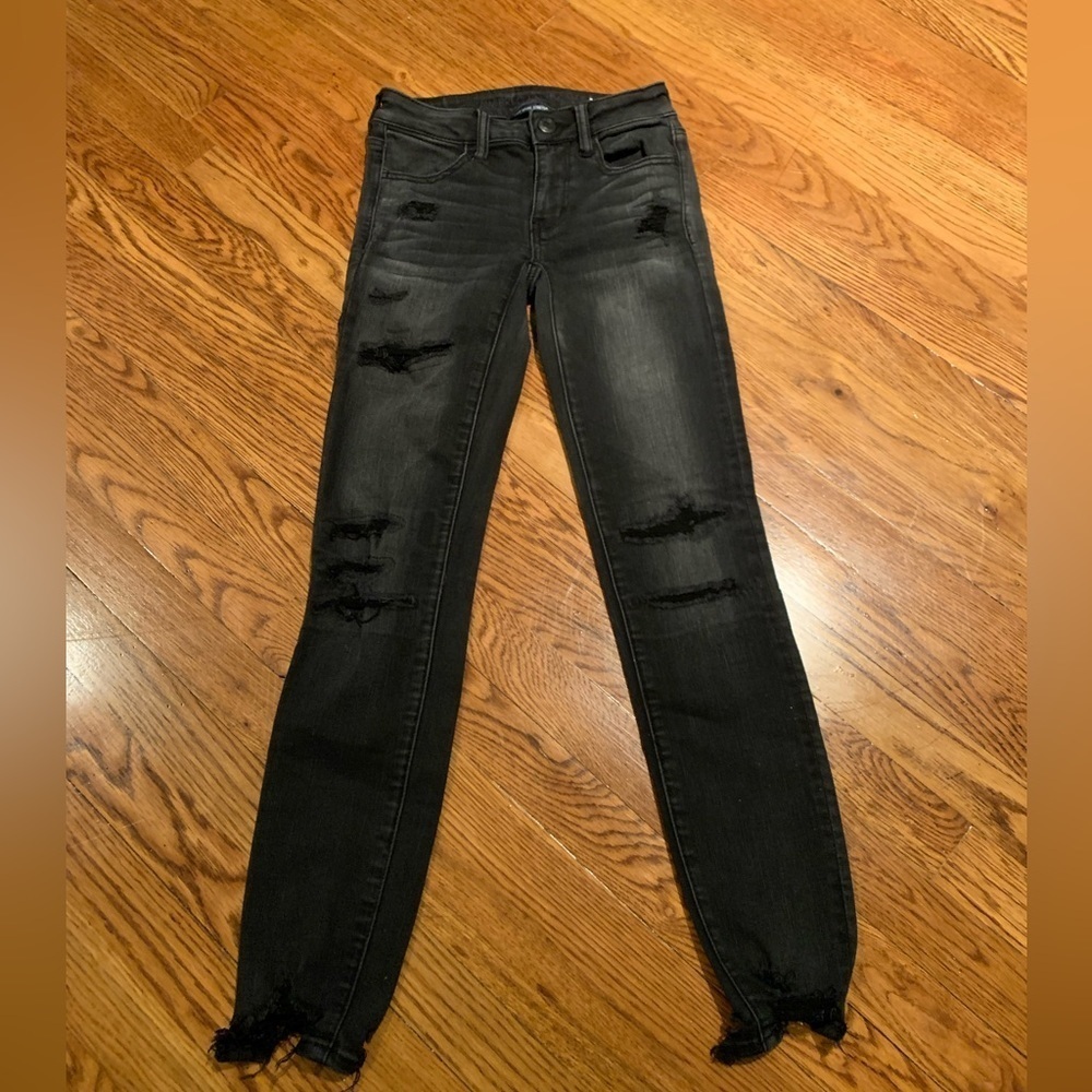 American Eagle Black Washed Skinny Jeans Size 00